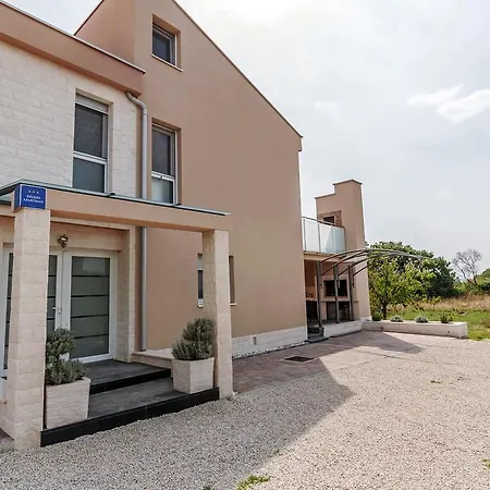 Appartement Lapidem Sukošan